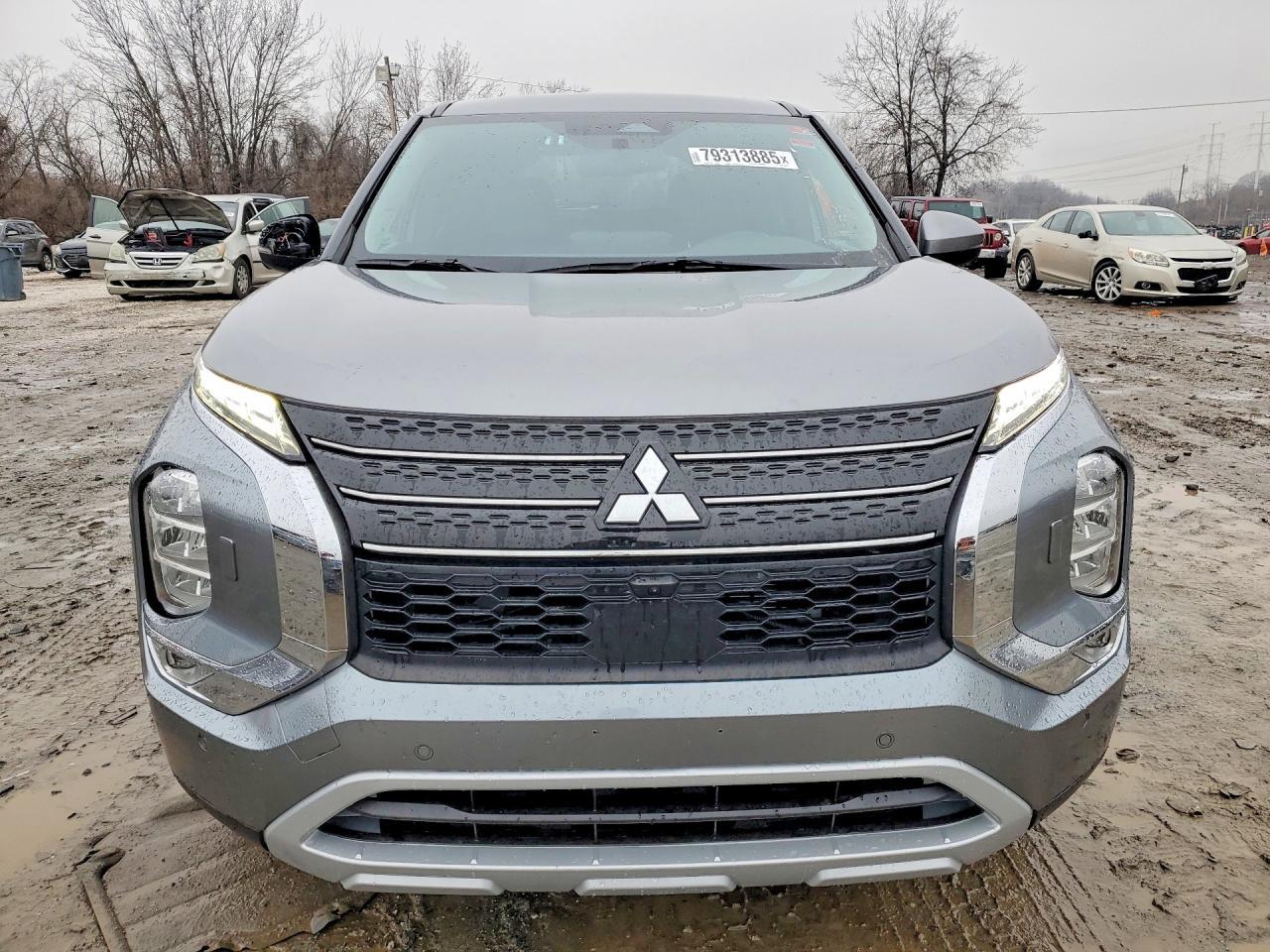 2023 MITSUBISHI outlander
