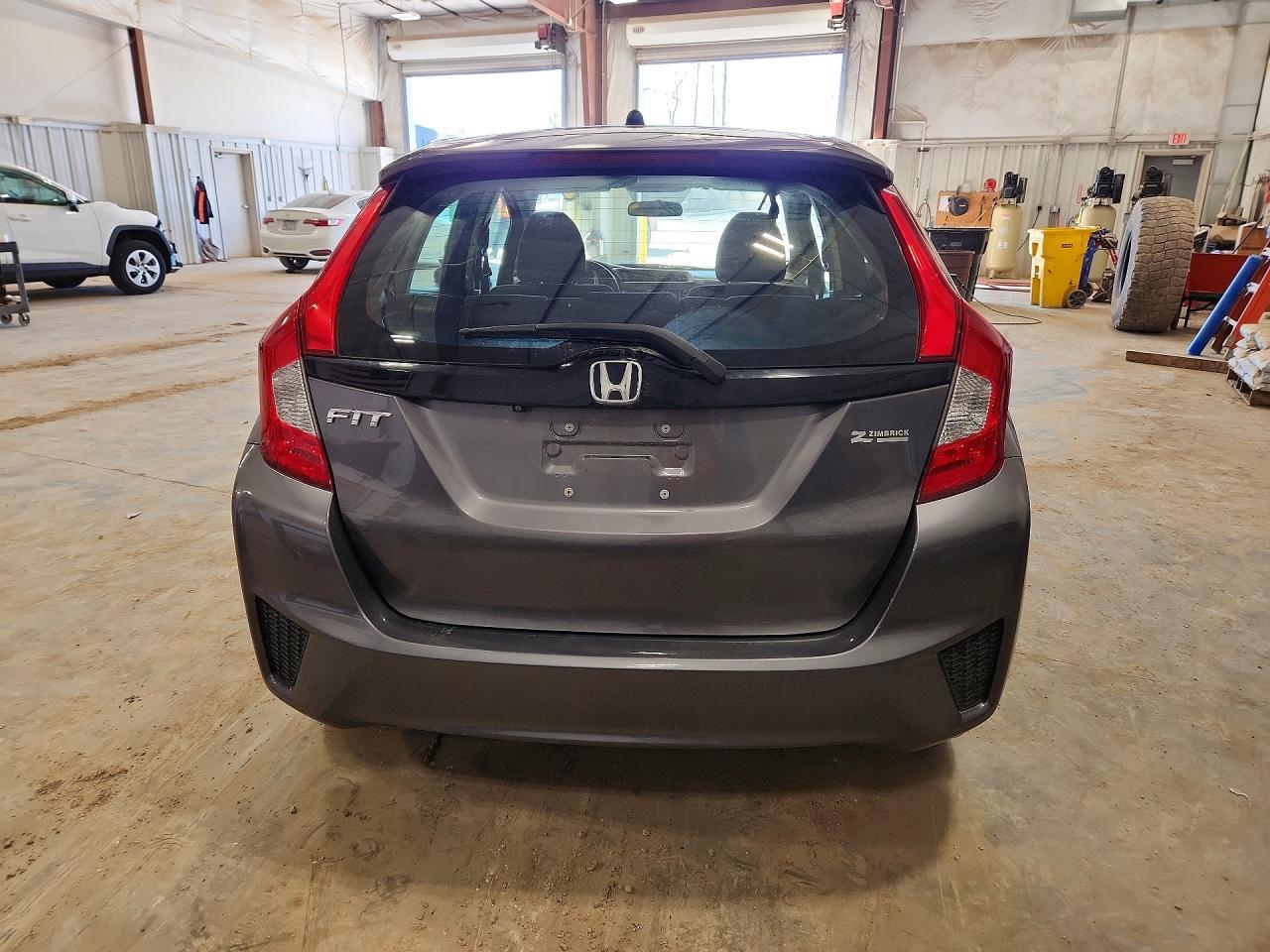 2017 HONDA FIT