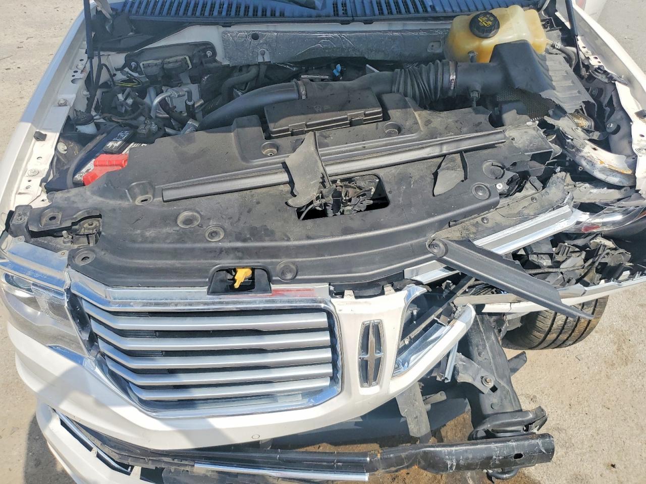 2017 LINCOLN Navigator