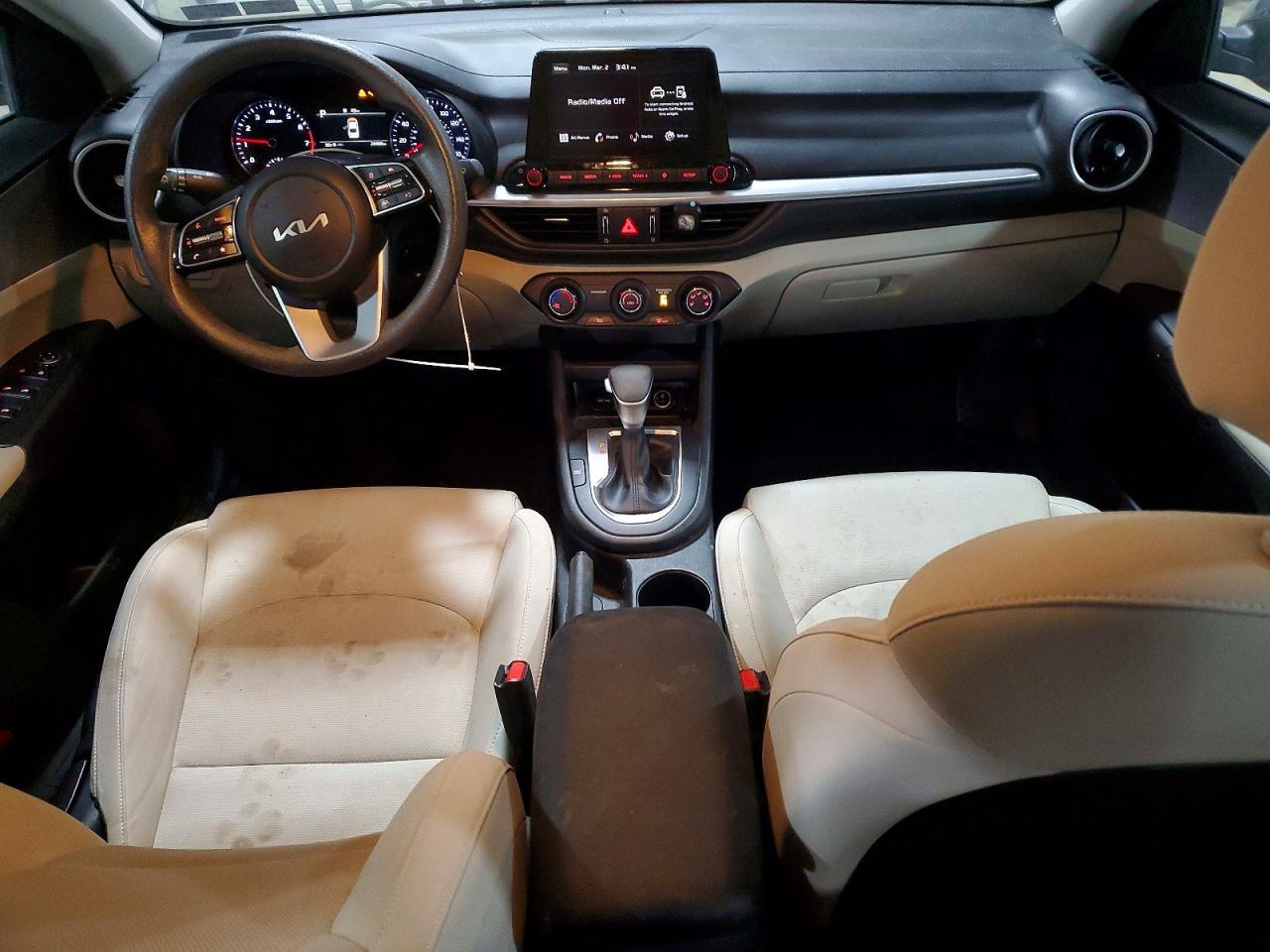 2023 KIA FORTE