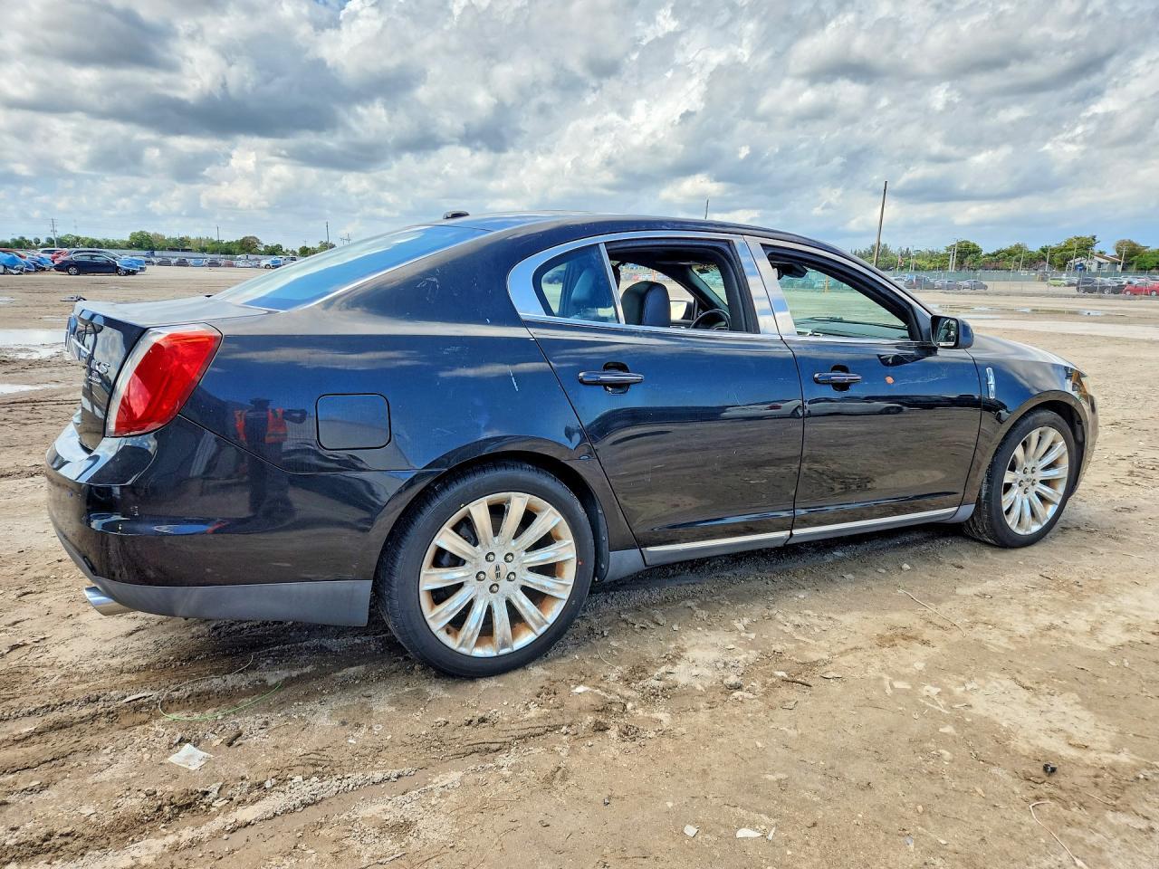 2010 LINCOLN MKS