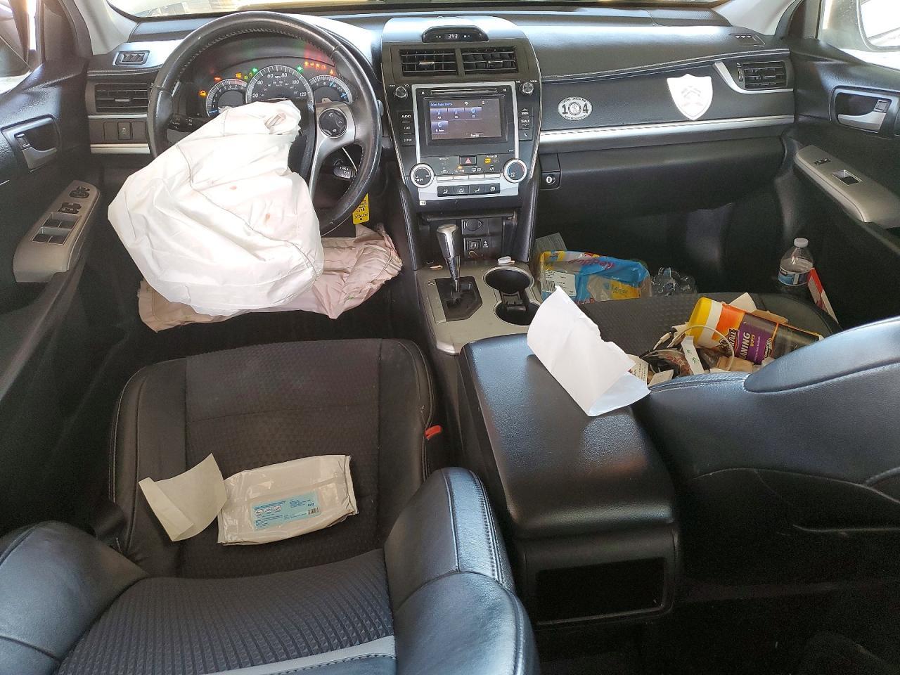 2014 TOYOTA CAMRY