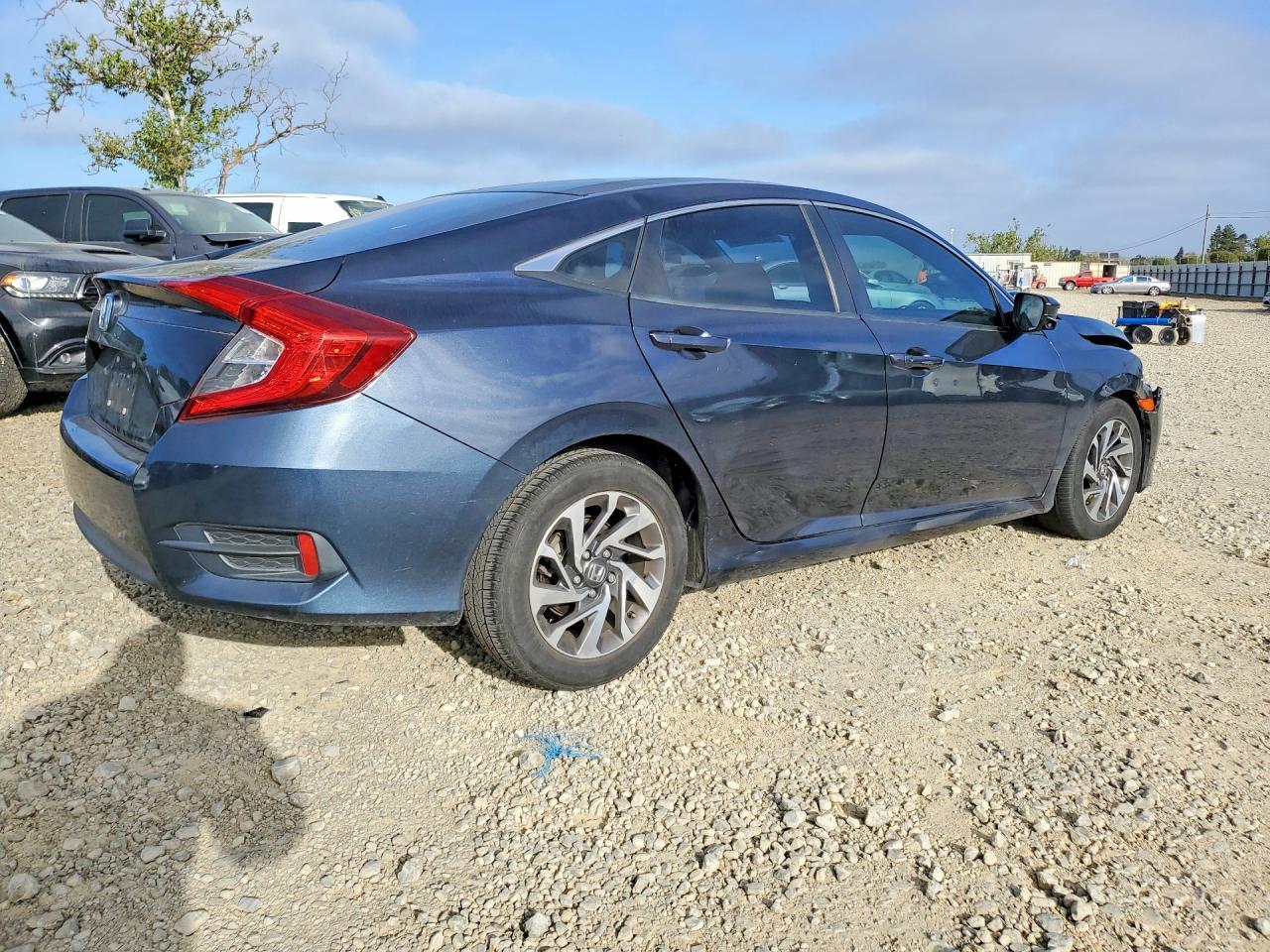 2016 HONDA CIVIC