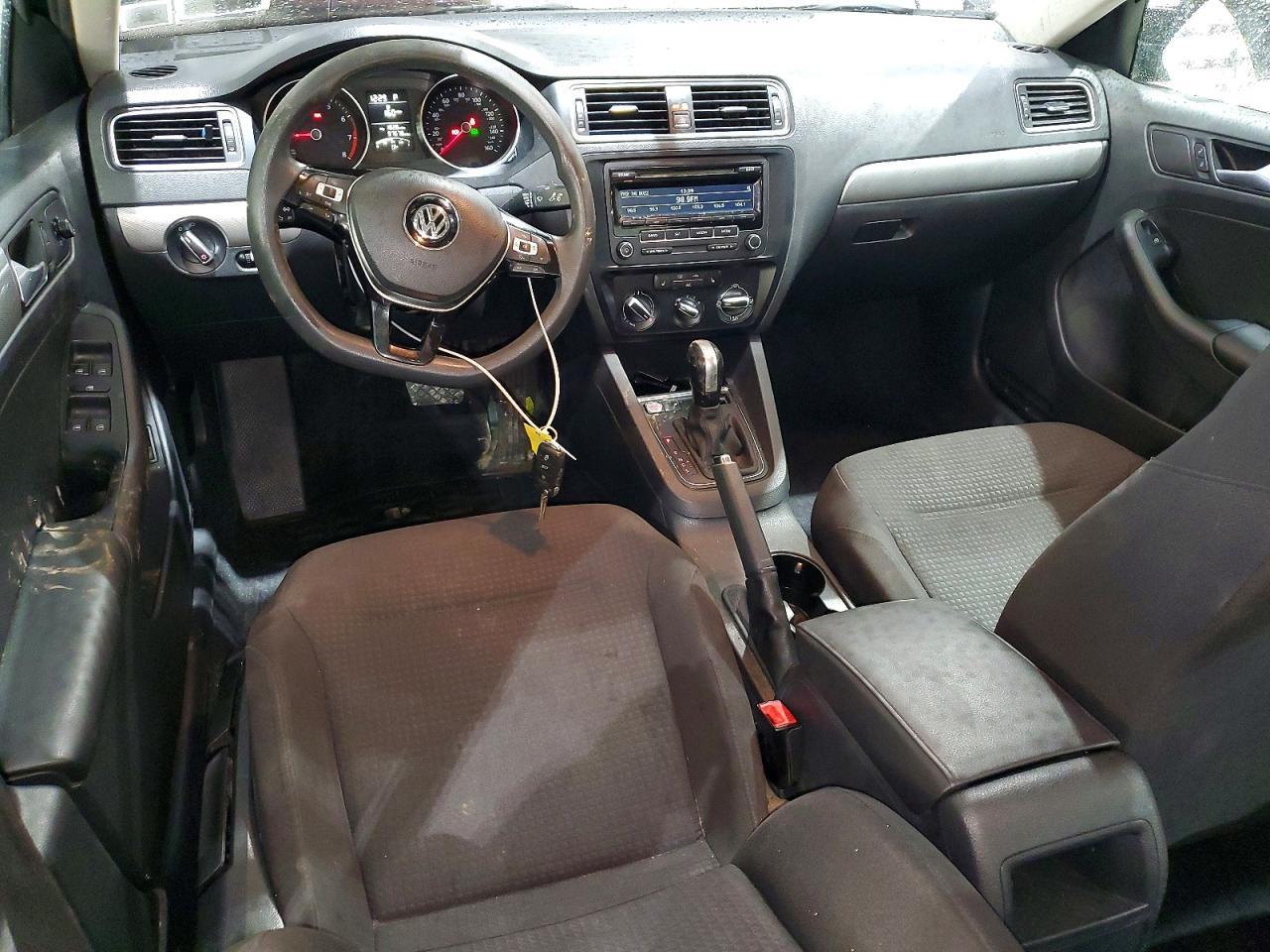2015 VOLKSWAGEN JETTA