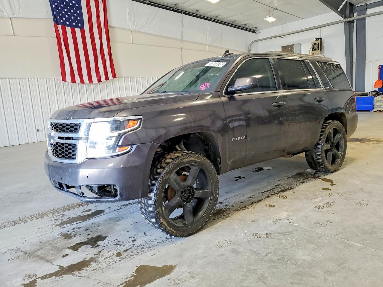 2016 CHEVROLET Tahoe