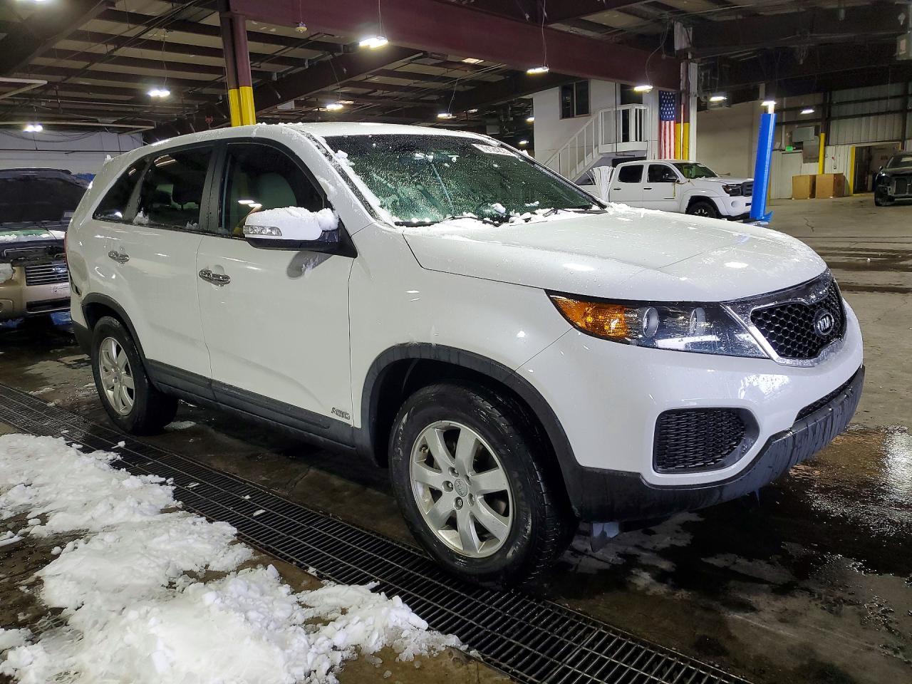 2013 KIA SORENTO