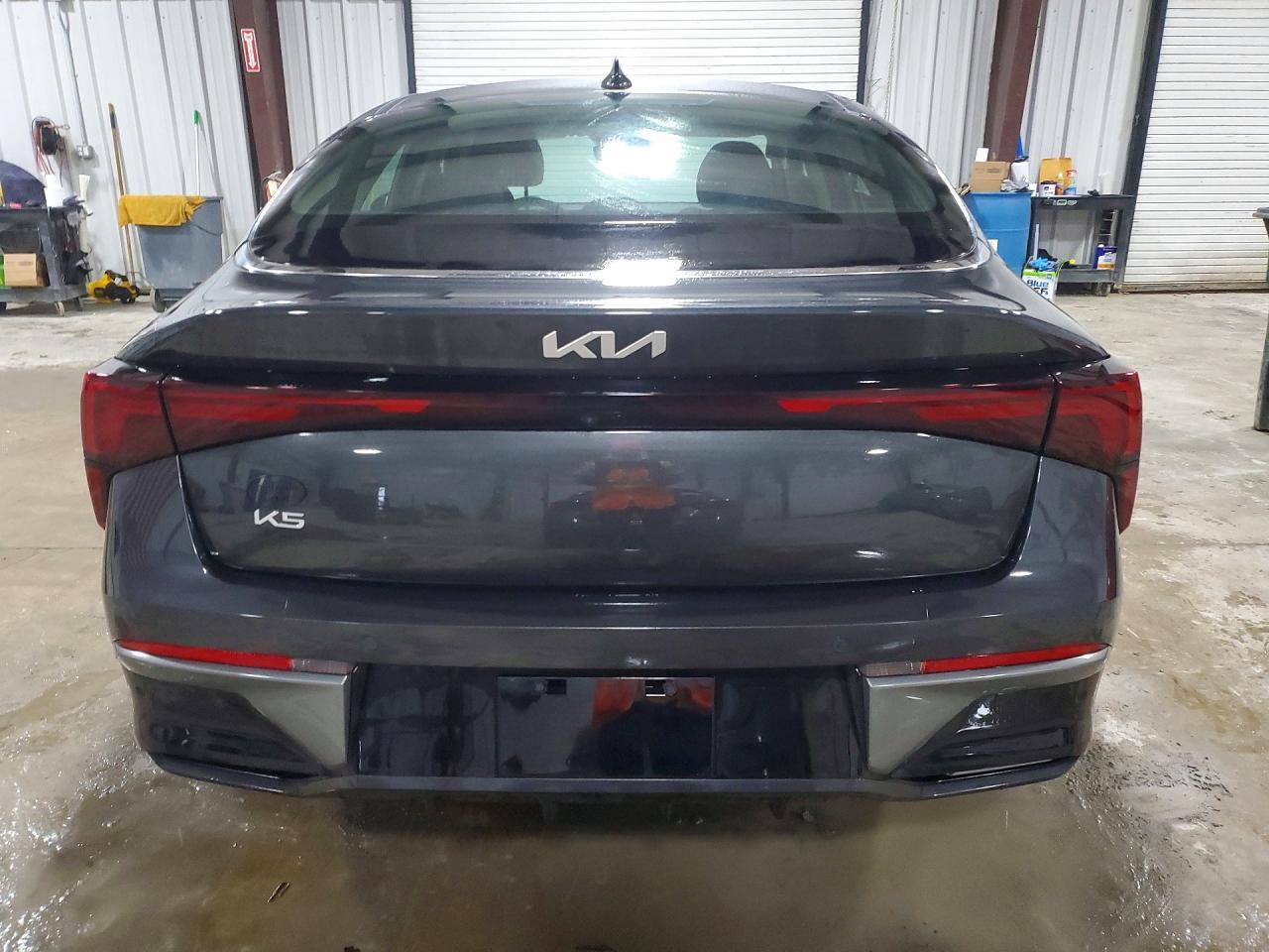 2025 KIA K5