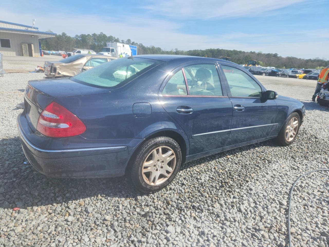 2004 MERCEDES-BENZ E-Class