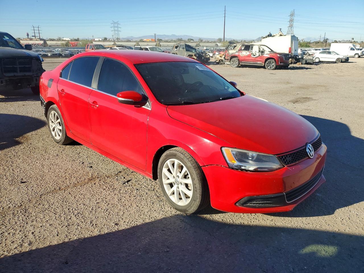 2013 VOLKSWAGEN JETTA