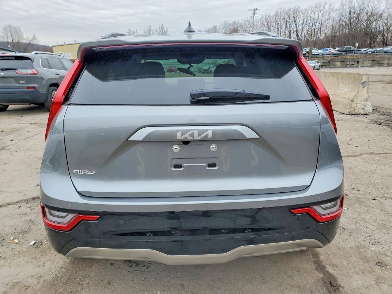 2025 KIA Niro