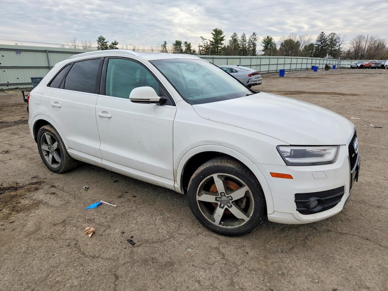 2015 AUDI Q3