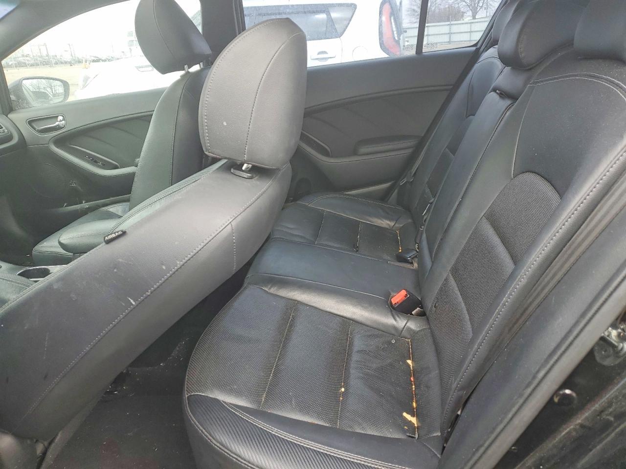 2015 KIA FORTE