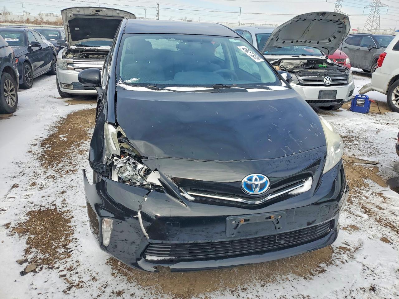 2013 TOYOTA PRIUS V
