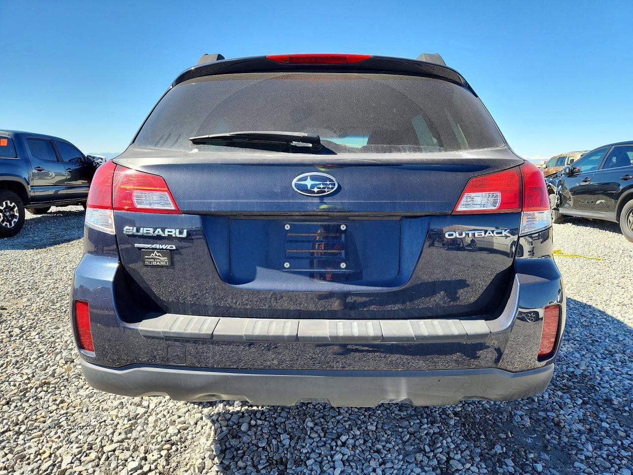 2012 SUBARU Outback