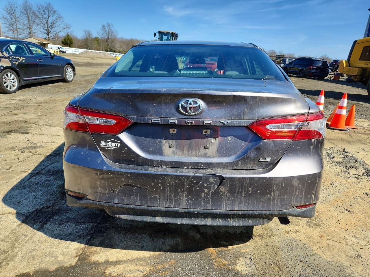 2018 TOYOTA CAMRY