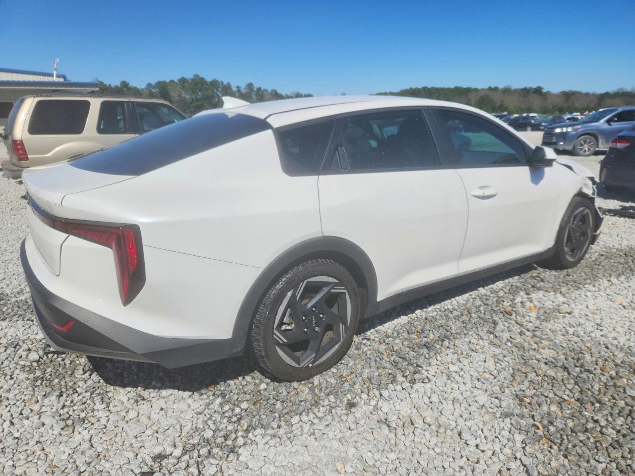 2025 KIA K4