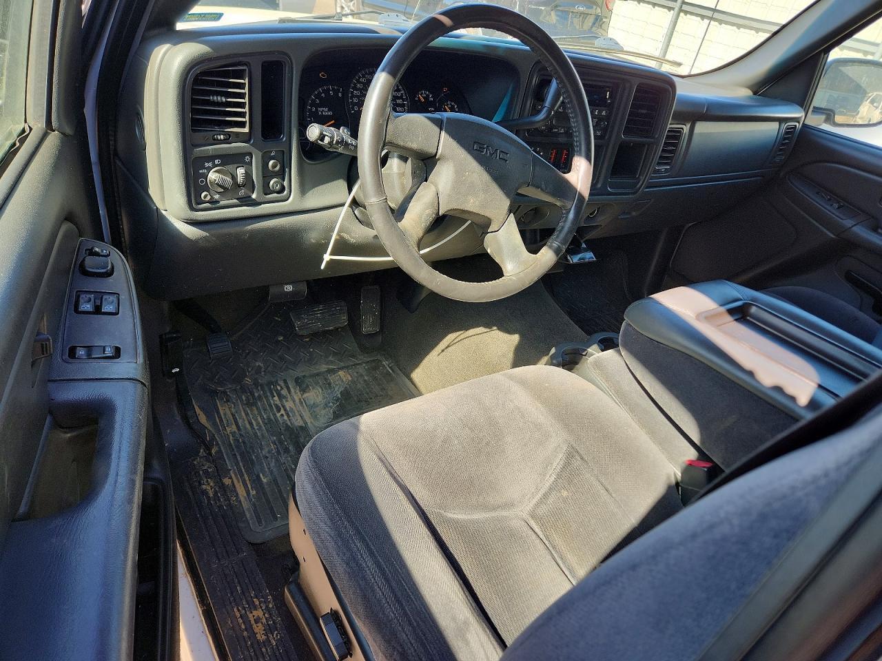 2005 GMC Sierra