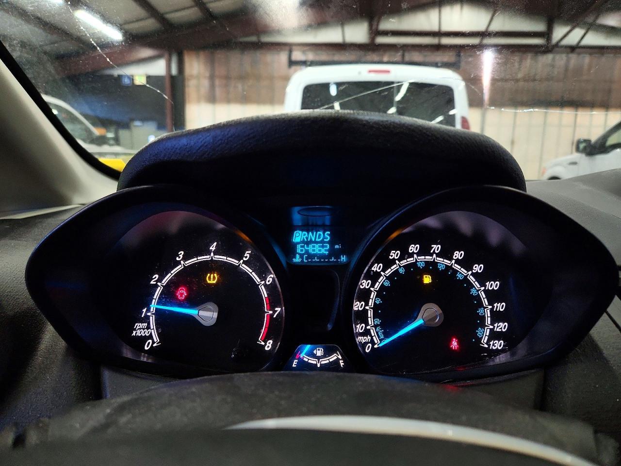 2016 FORD Fiesta