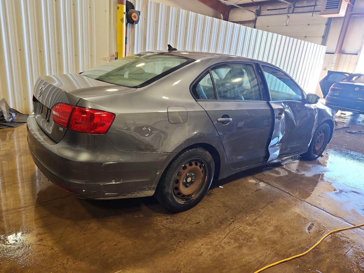2014 VOLKSWAGEN JETTA