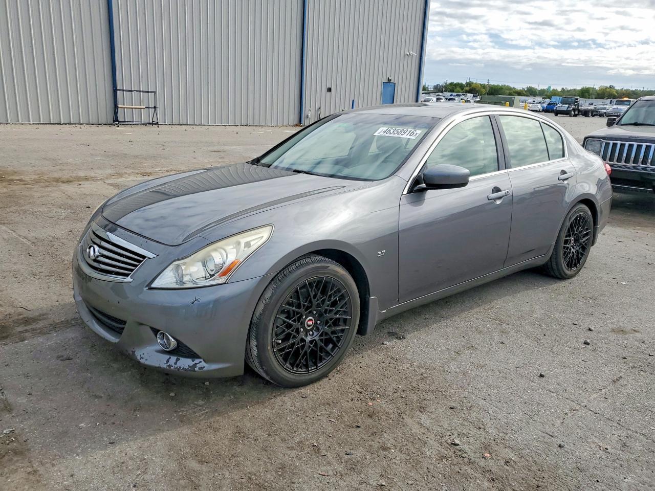 2015 INFINITI Q40