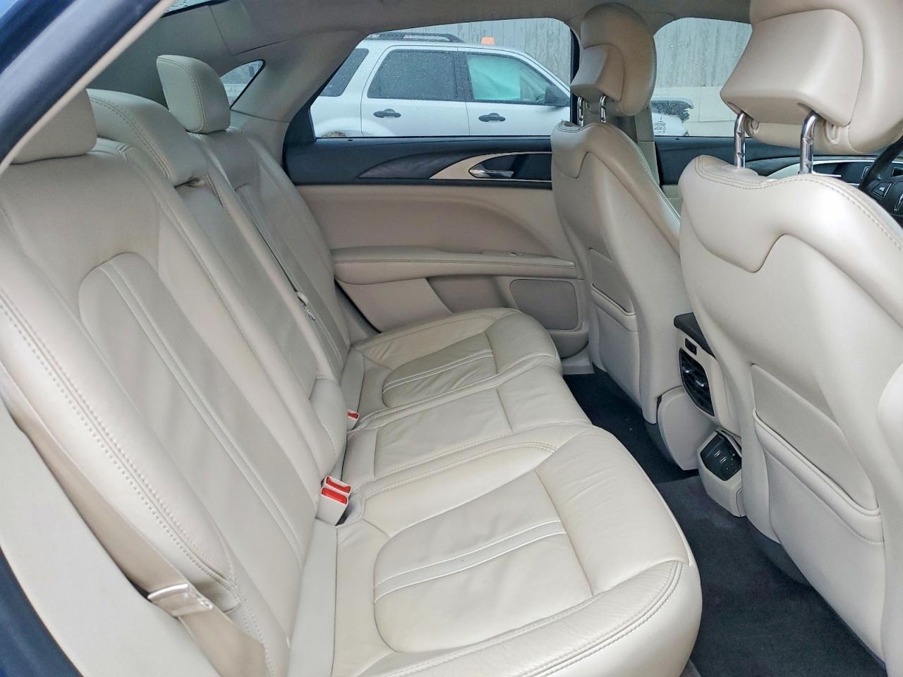 2018 LINCOLN MKZ