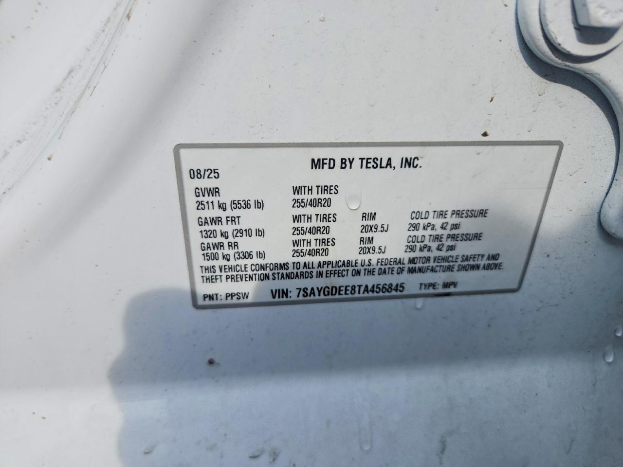 2026 TESLA MODEL Y