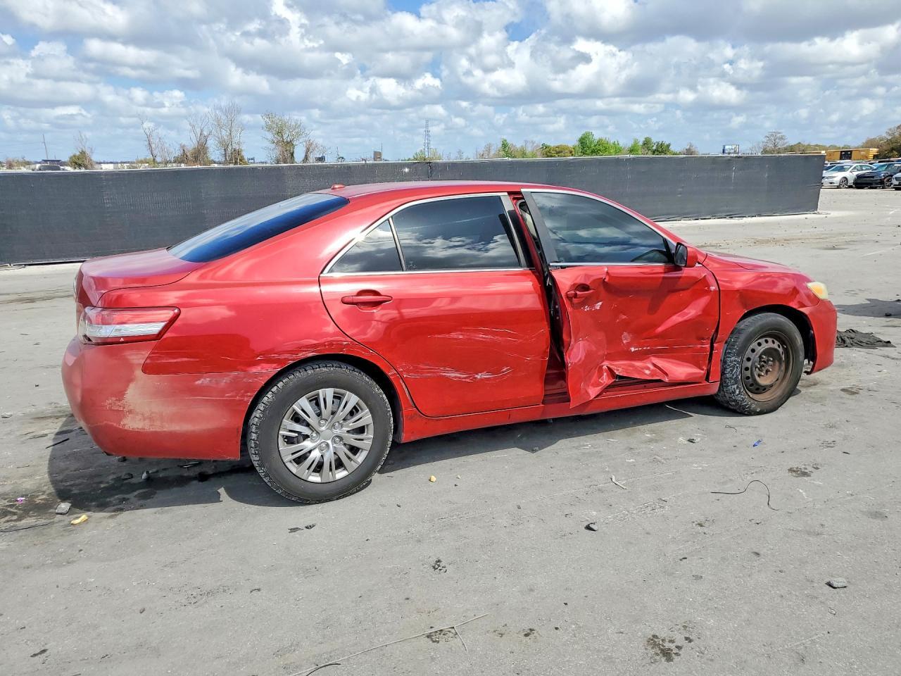 2010 TOYOTA CAMRY