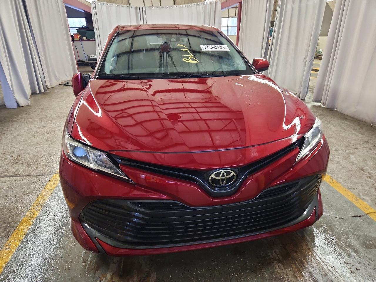 2018 TOYOTA CAMRY