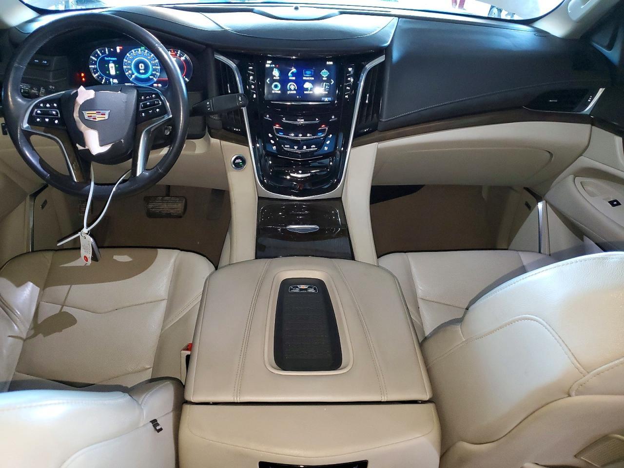 2019 CADILLAC Escalade ESV