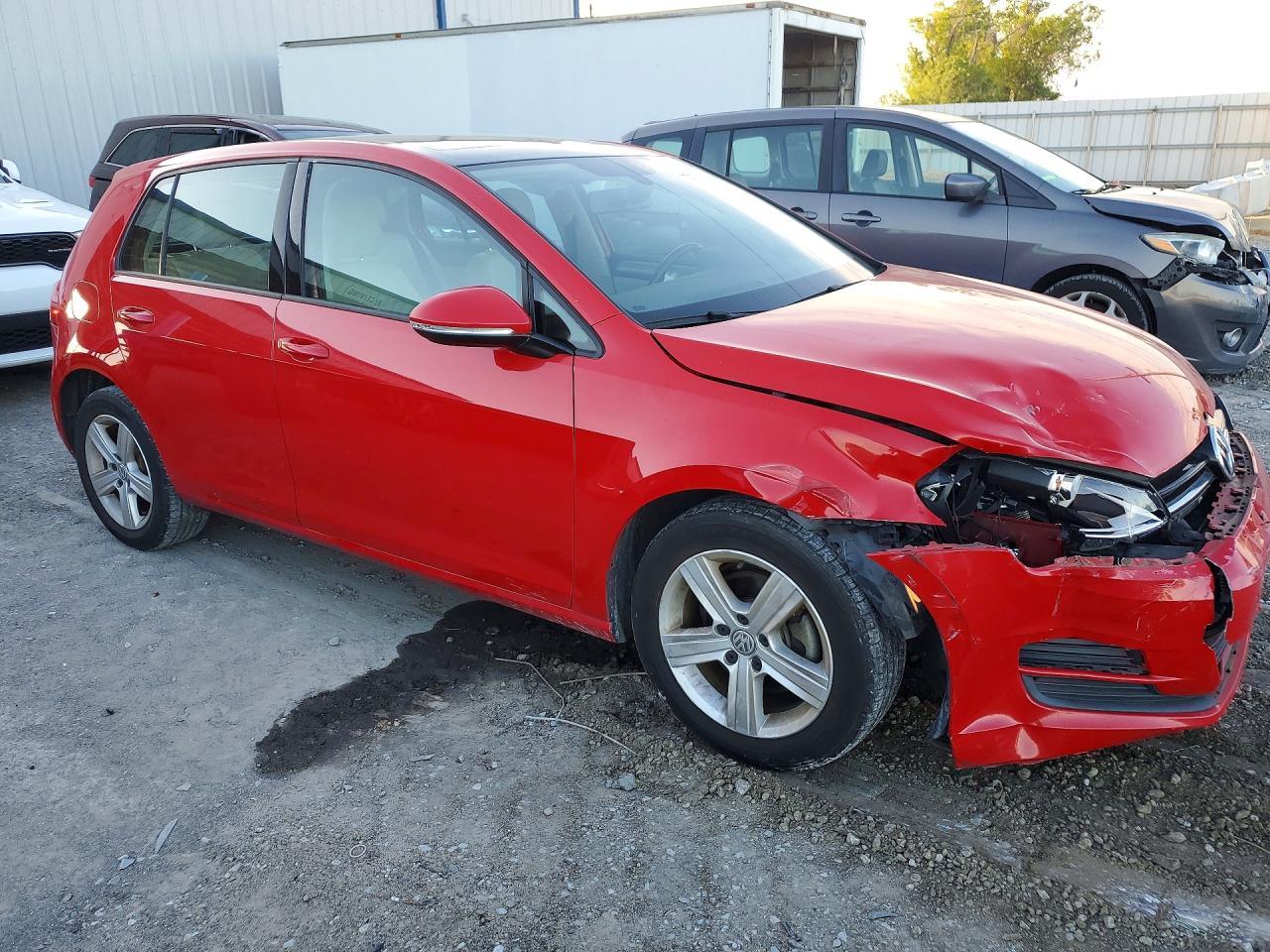 2017 VOLKSWAGEN GOLF