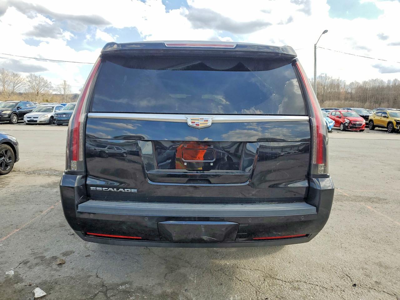 2016 CADILLAC Escalade ESV