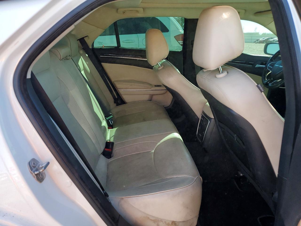 2018 CHRYSLER 300