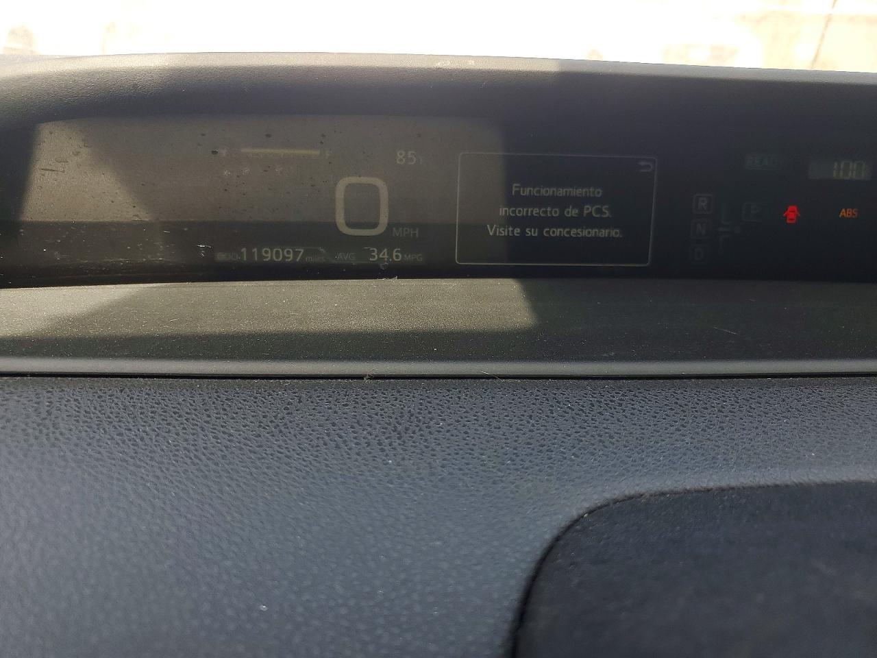 2016 TOYOTA PRIUS