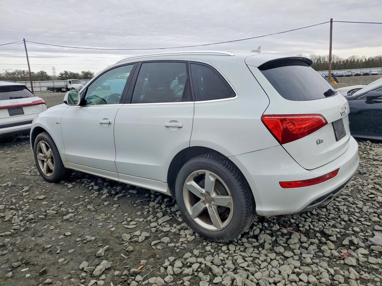 2012 AUDI Q5