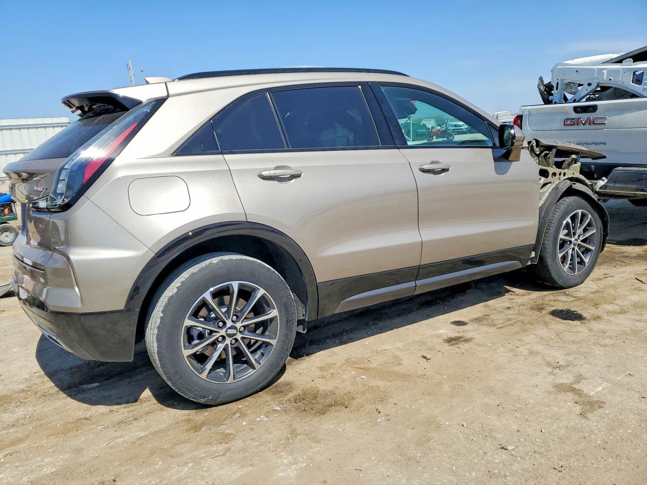 2024 CADILLAC XT4