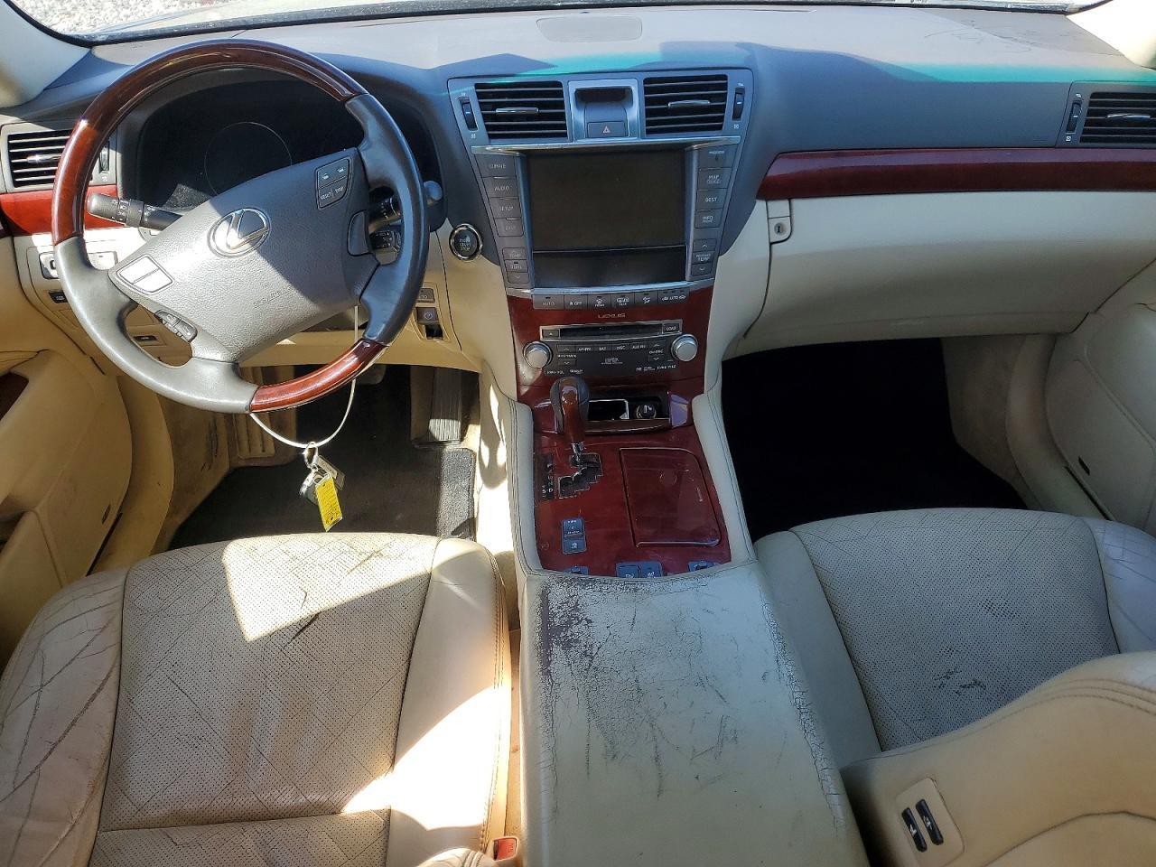 2011 LEXUS LS 460