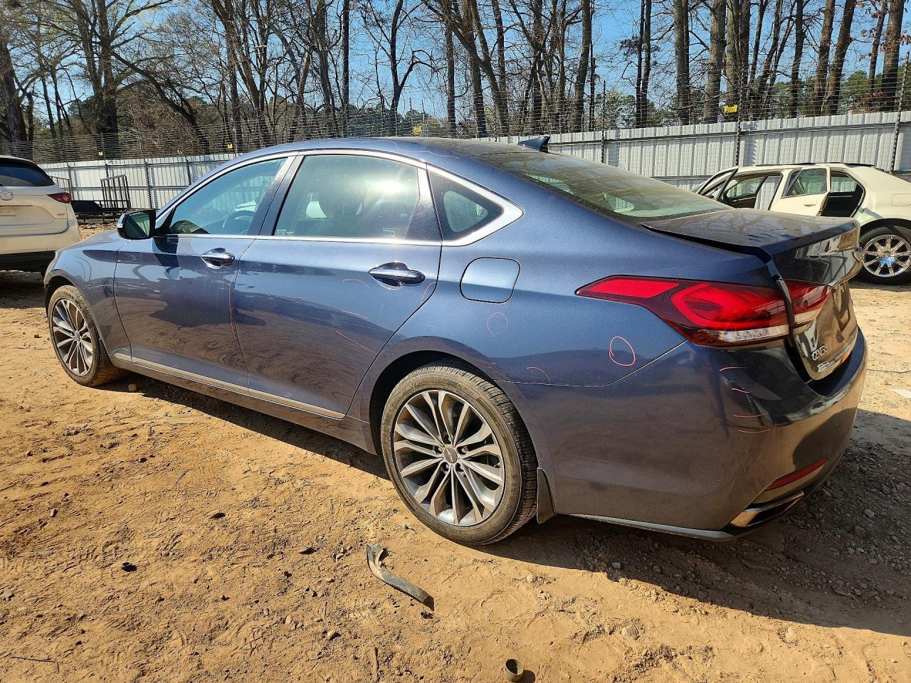 2016 HYUNDAI GENESIS