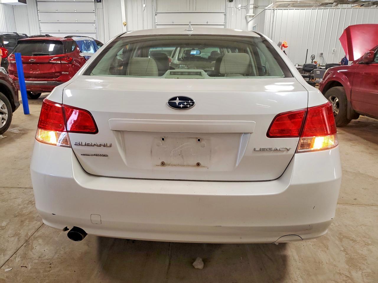 2014 SUBARU Legacy