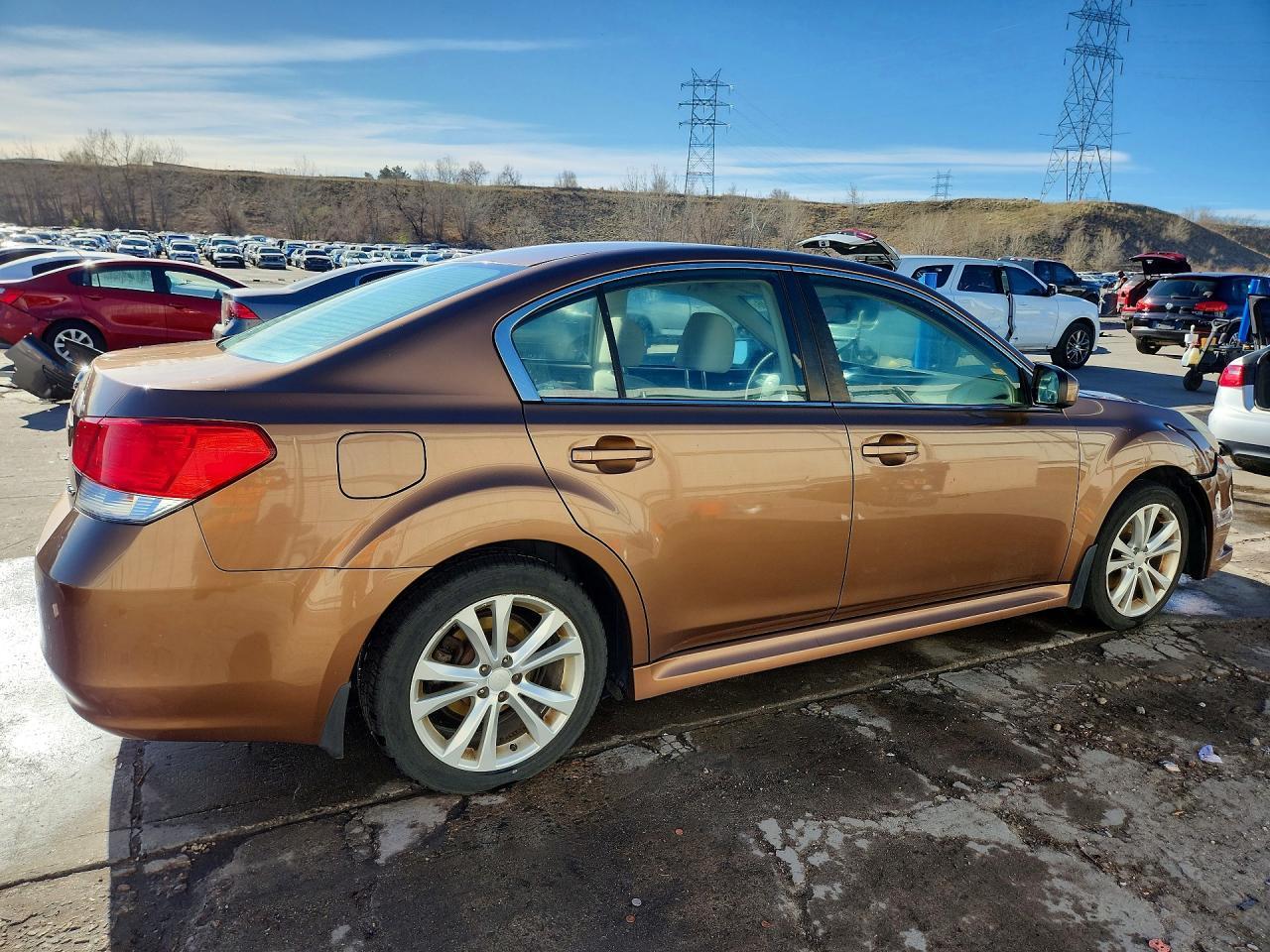 2013 SUBARU Legacy