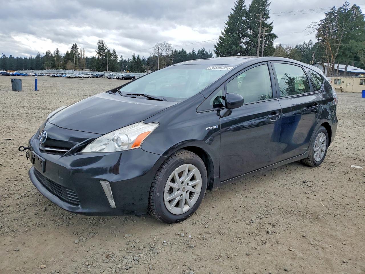 2013 TOYOTA PRIUS V