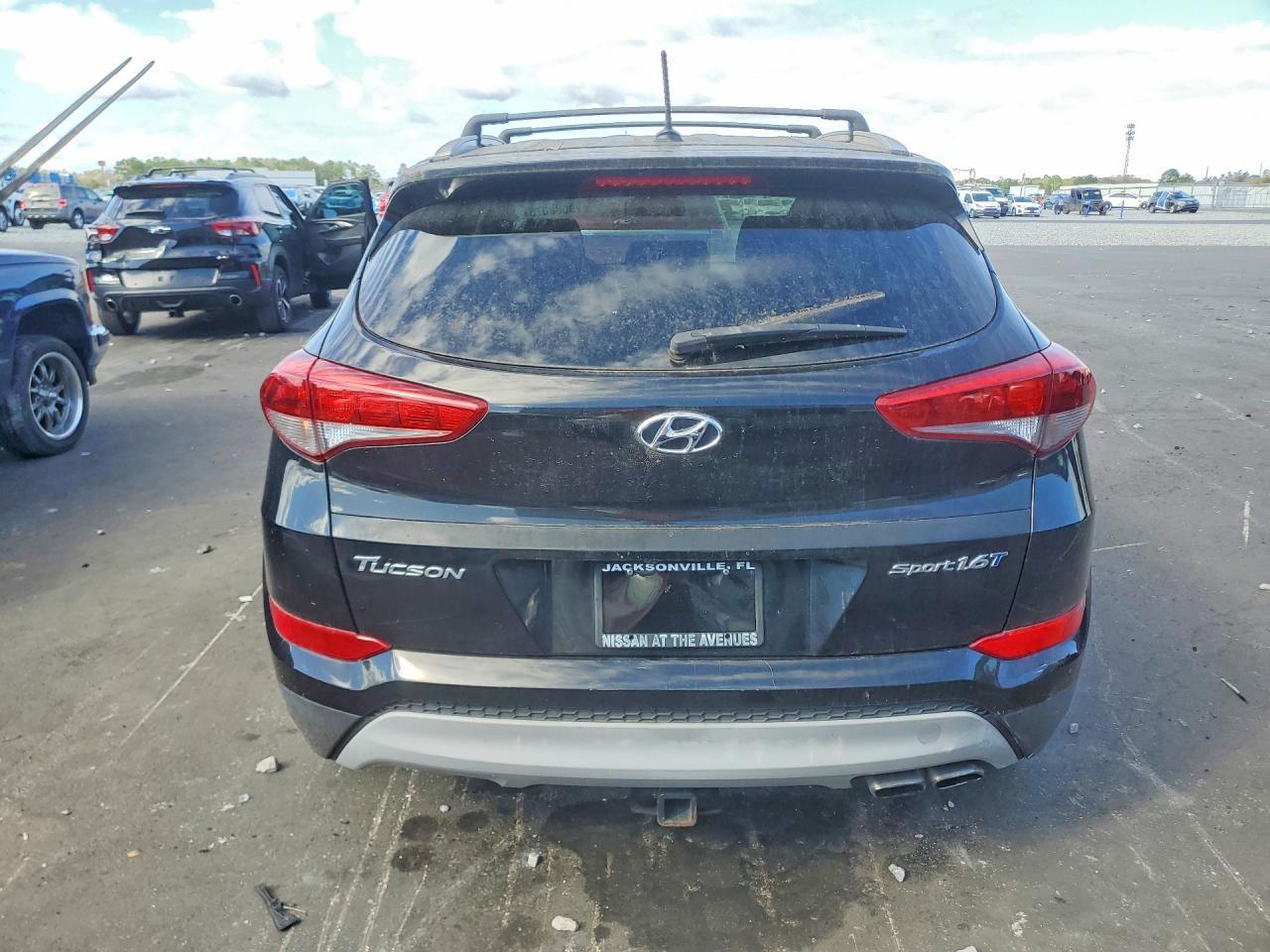 2017 HYUNDAI TUCSON