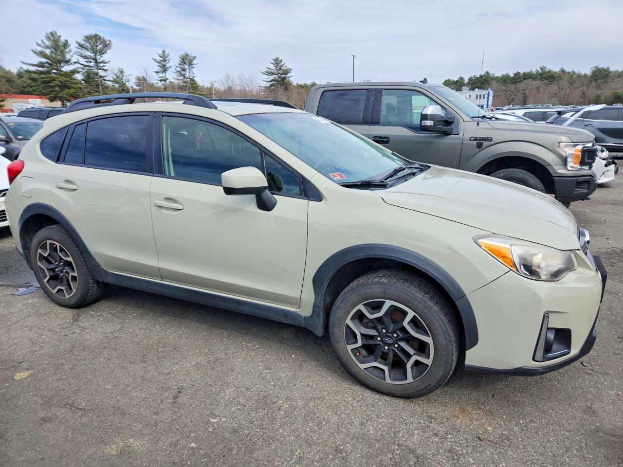 2016 SUBARU Crosstrek