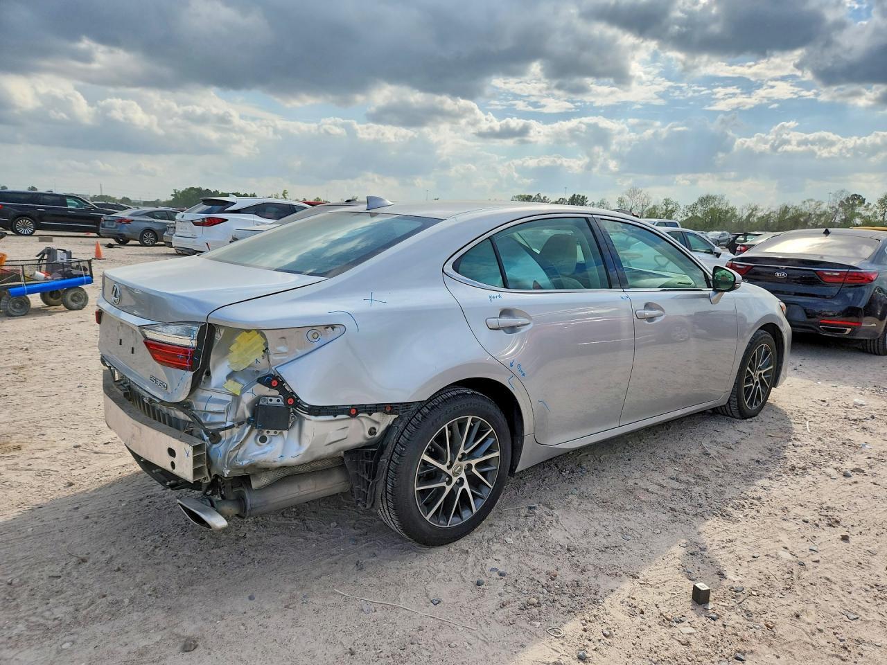 2017 LEXUS ES 350