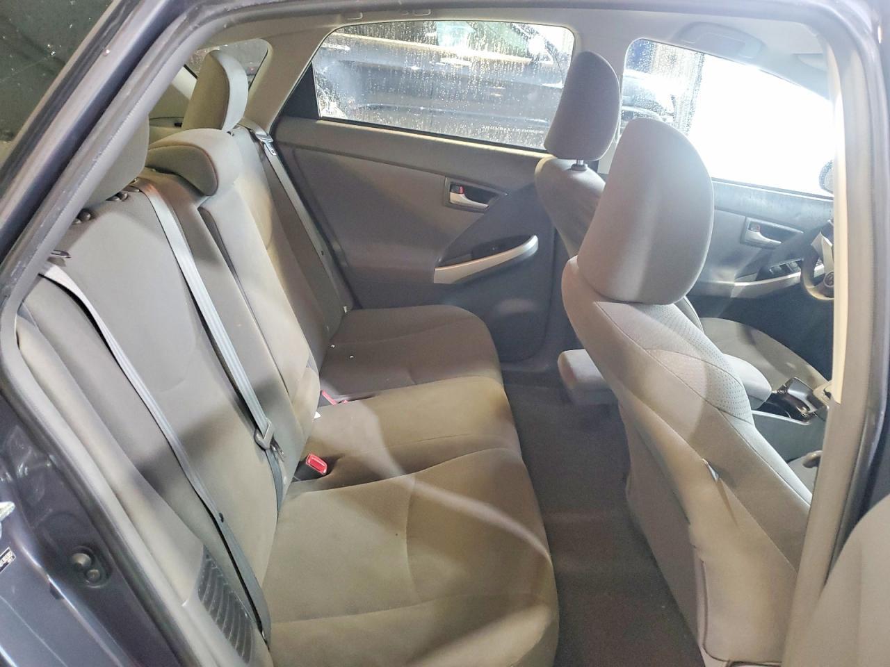 2011 TOYOTA PRIUS