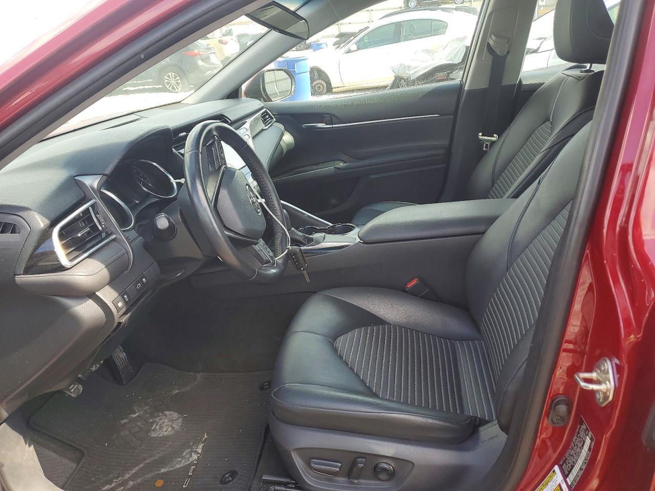 2018 TOYOTA CAMRY