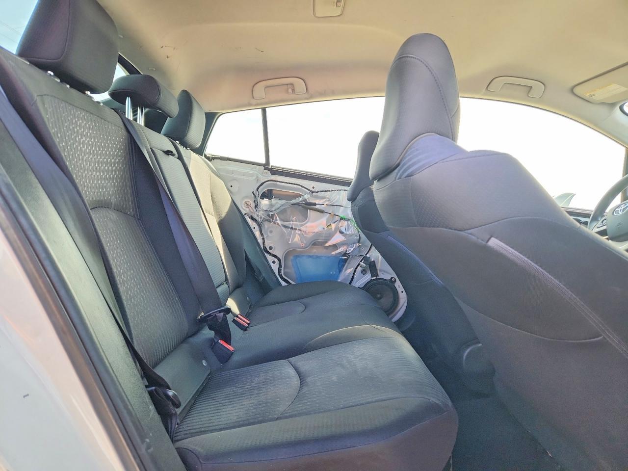 2017 TOYOTA PRIUS