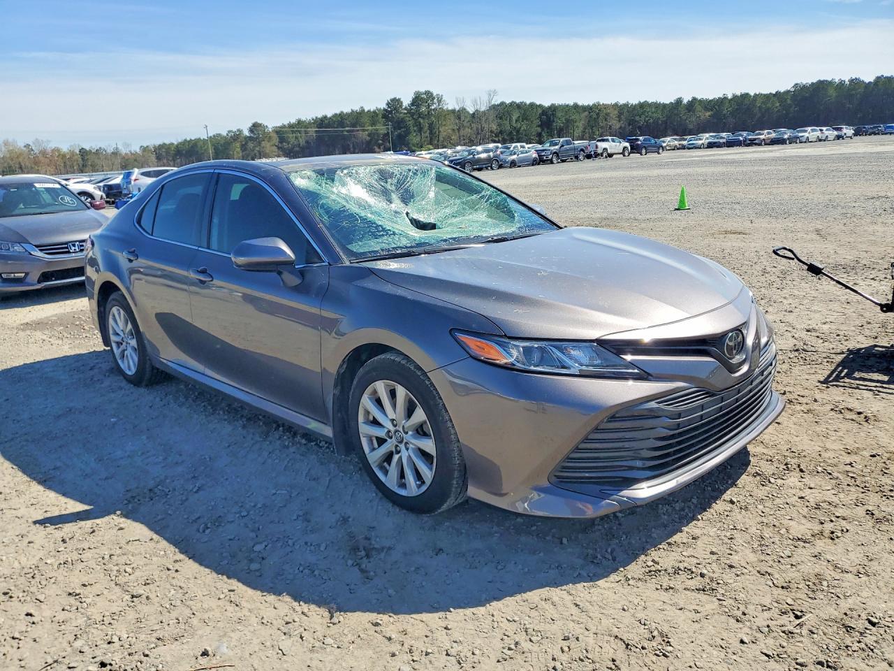 2019 TOYOTA CAMRY