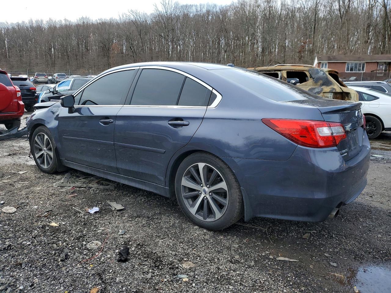 2015 SUBARU Legacy