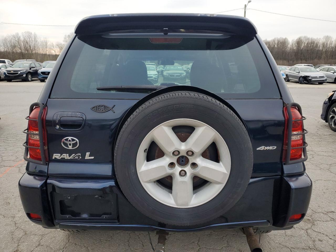 2005 TOYOTA RAV4