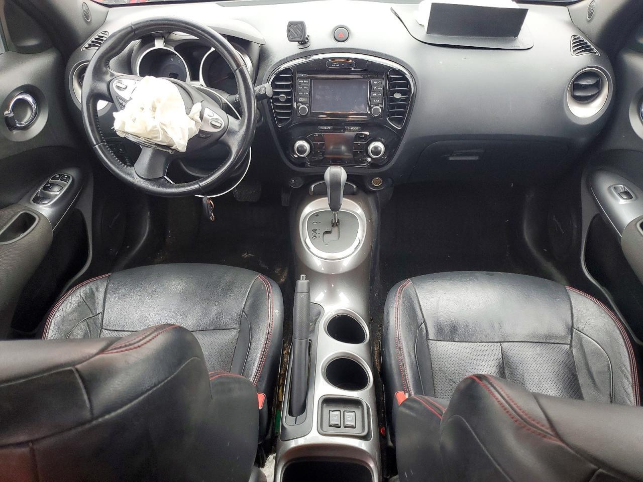2015 NISSAN Juke